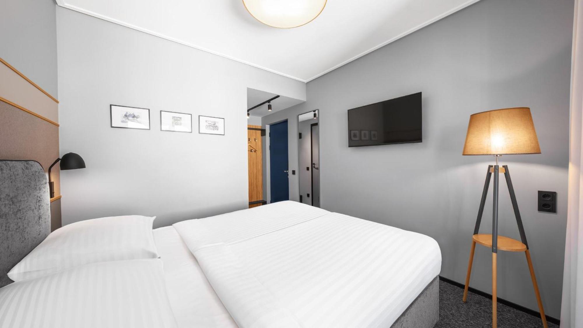 Fonnental Design Hotel ทาลลินน์ ภายนอก รูปภาพ